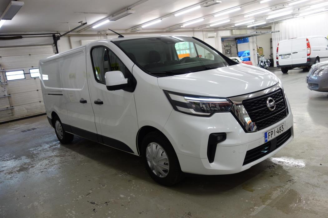 NISSAN Primastar 2023