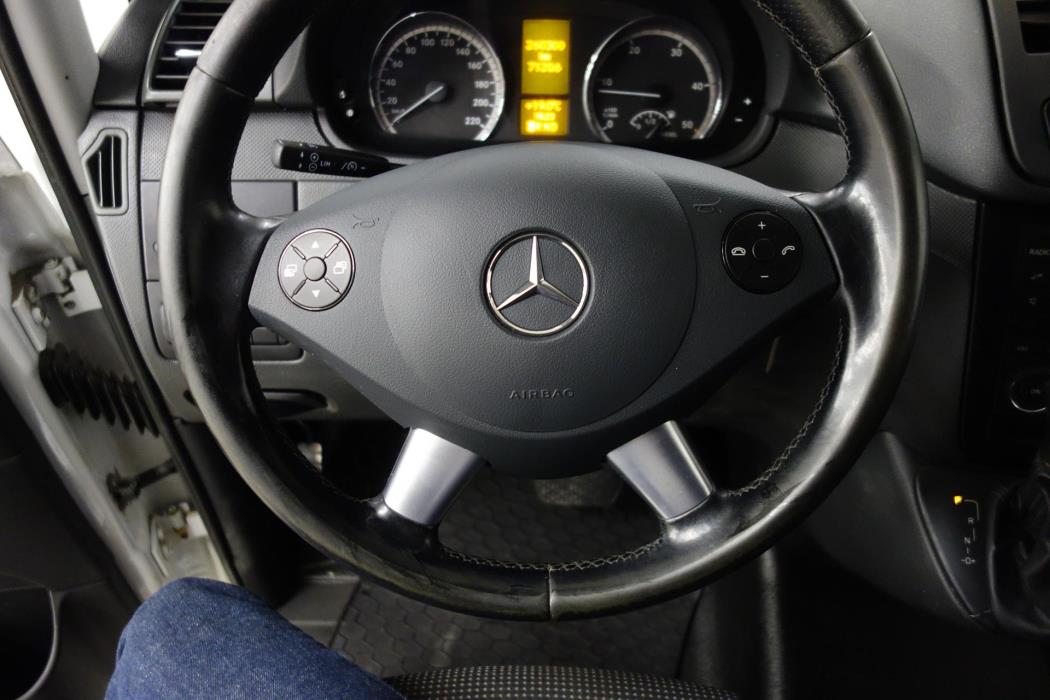 MERCEDES-BENZ Vito 2013