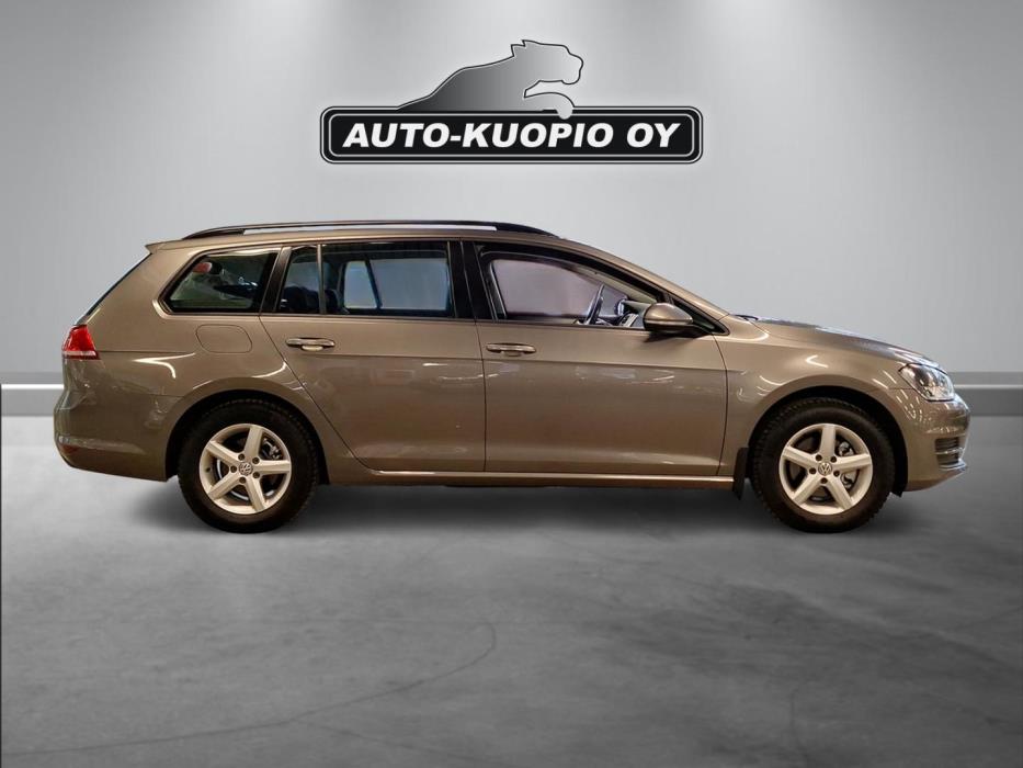 VOLKSWAGEN Golf 2016