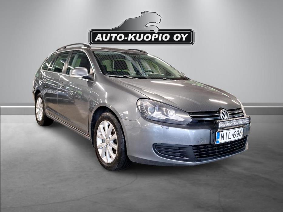 VOLKSWAGEN Golf 2012