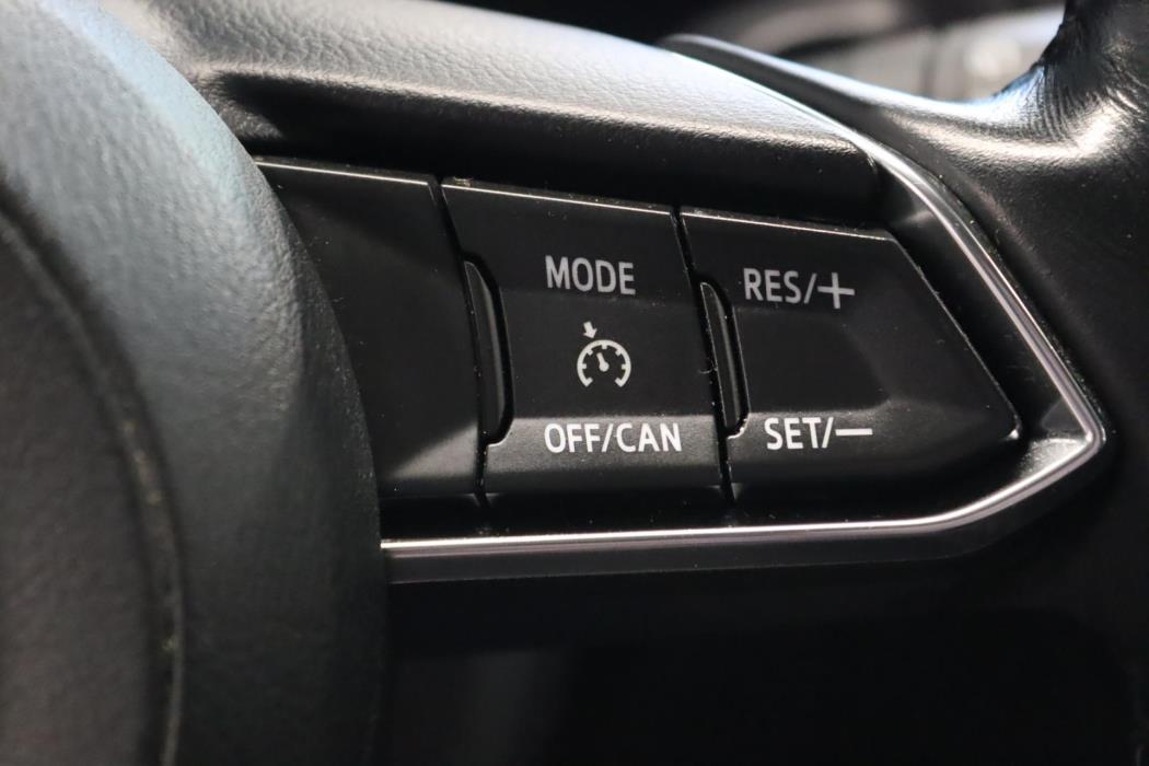 MAZDA 3 2018