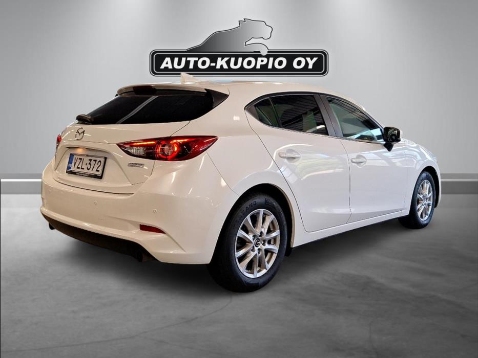 MAZDA 3 2018