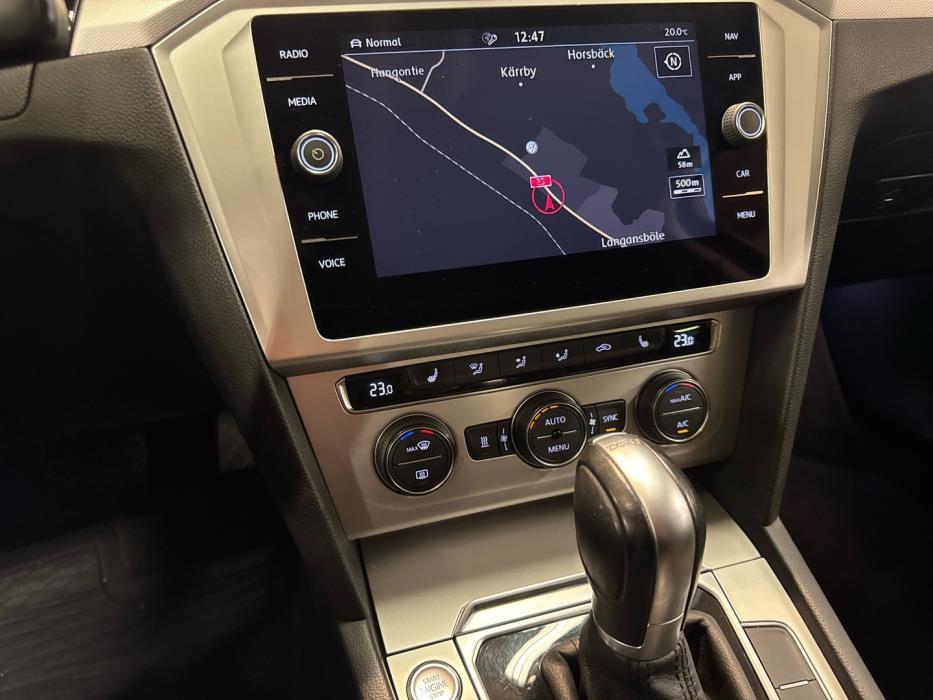 VOLKSWAGEN Passat 2018