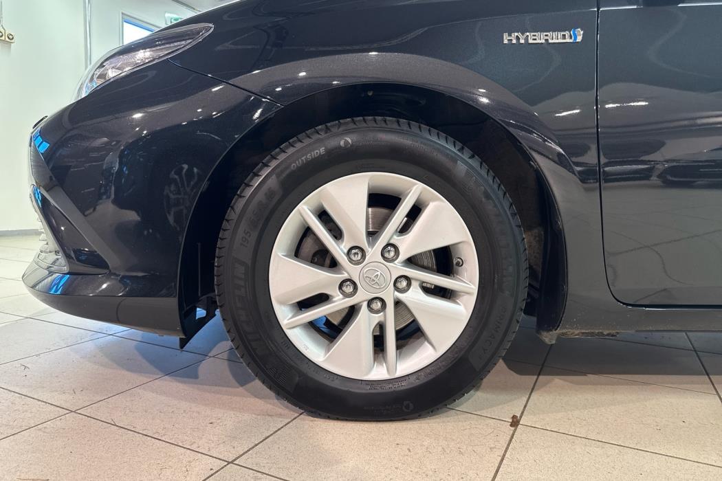 TOYOTA Auris 2018