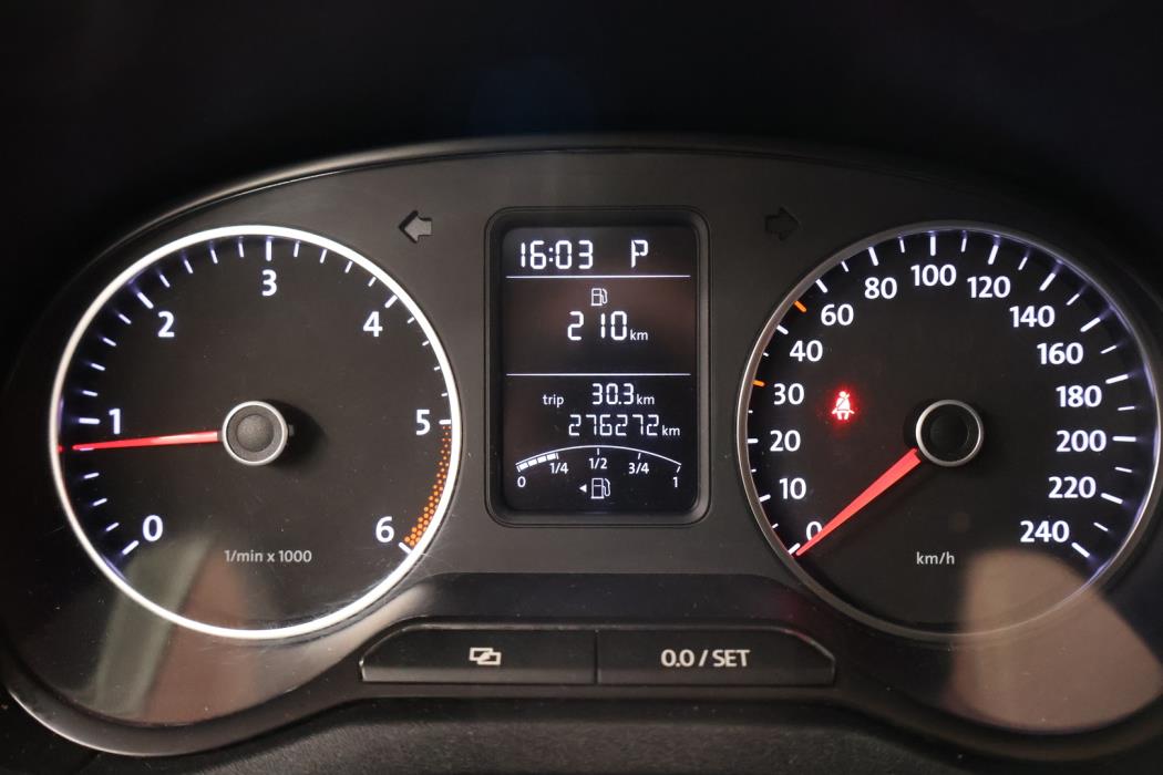 VOLKSWAGEN Amarok 2013