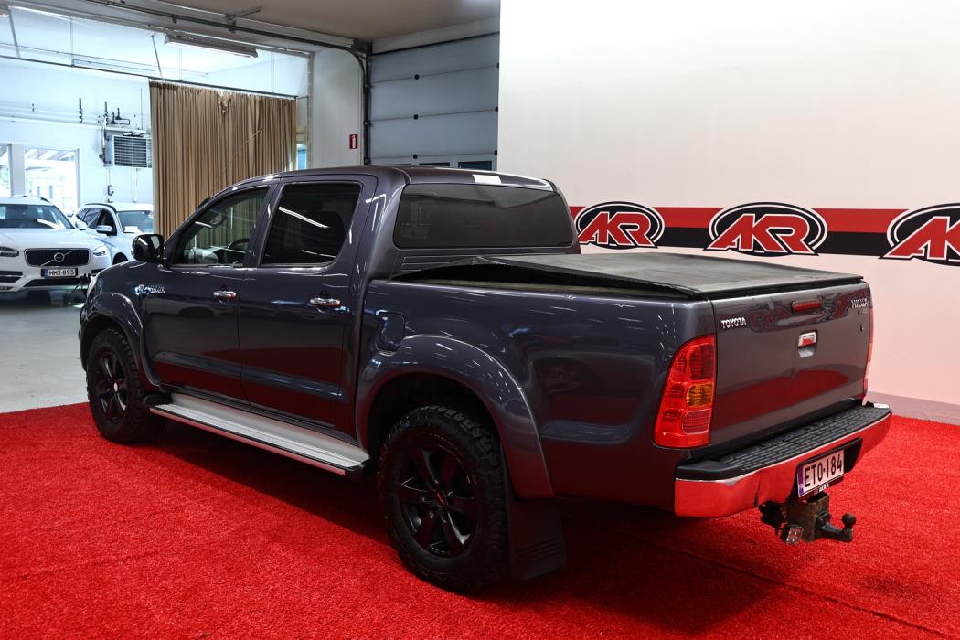 TOYOTA Hilux 2010