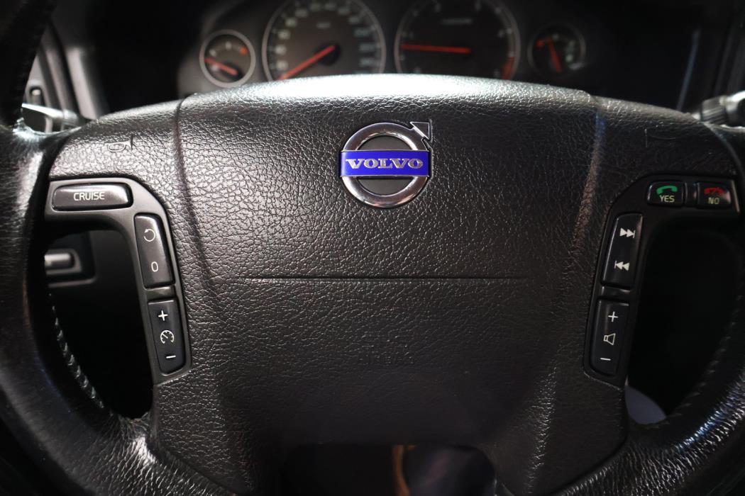 VOLVO V70 2006