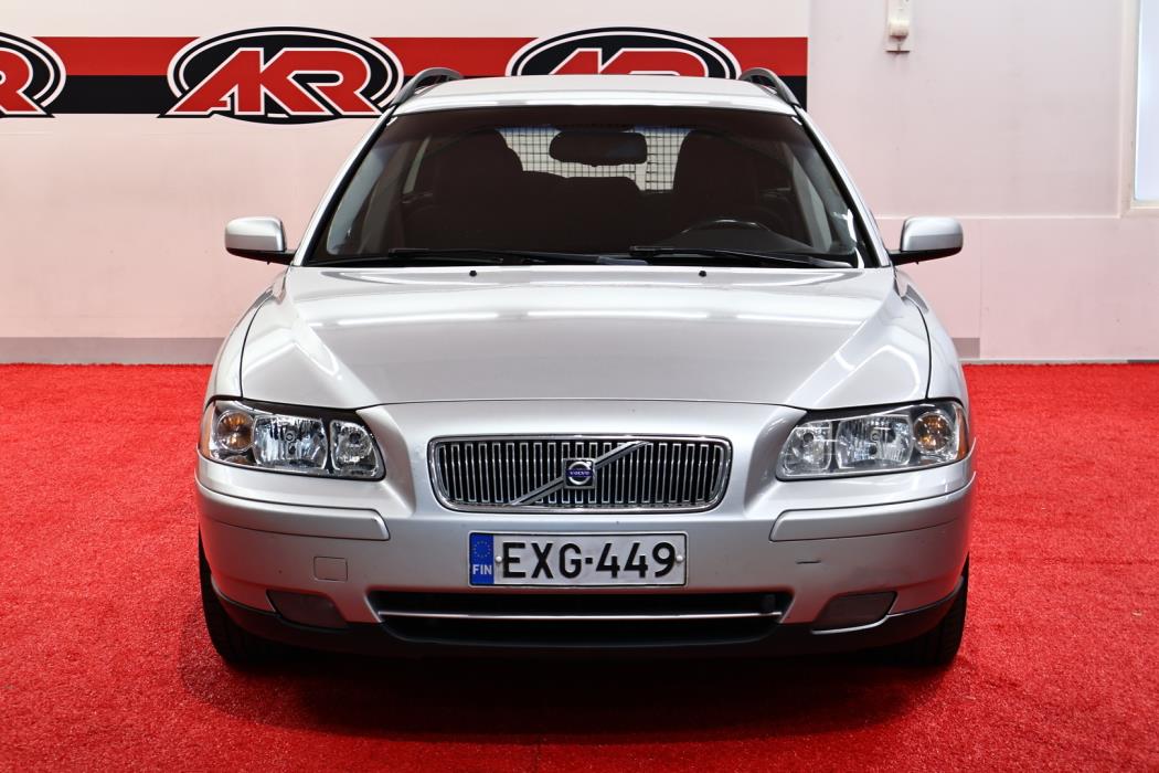 VOLVO V70 2006