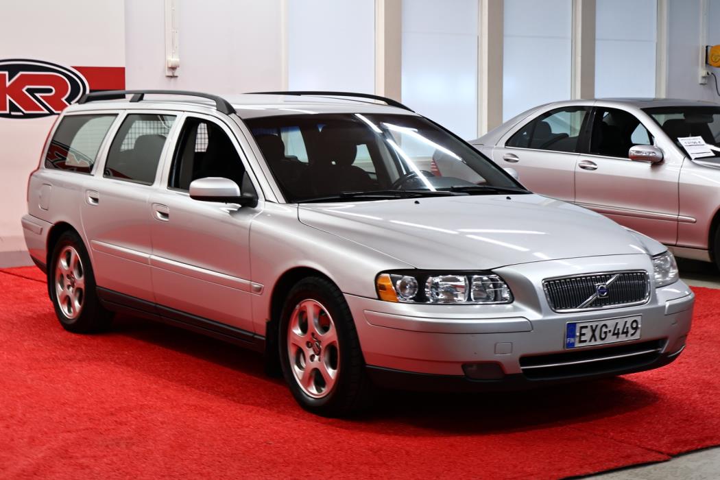 VOLVO V70 2006