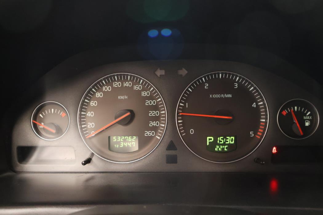 VOLVO V70 2006