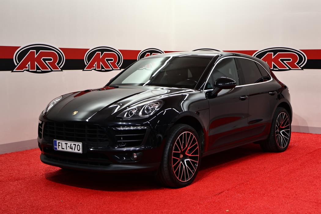 PORSCHE Macan 2015