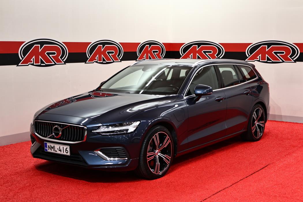 VOLVO V60 2022