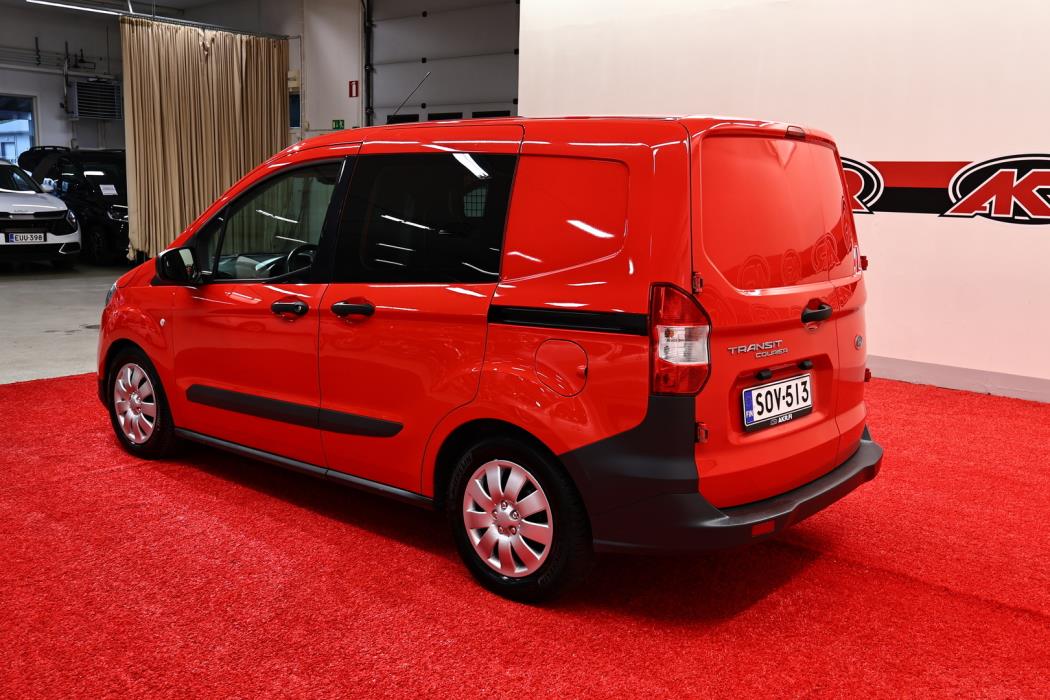 FORD TRANSIT COURIER 2022