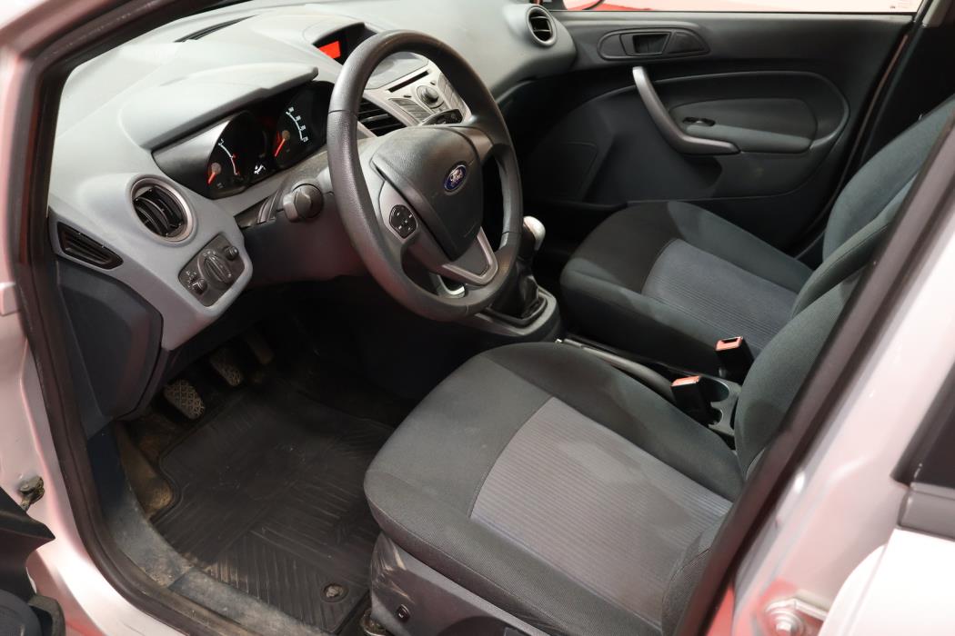 FORD Fiesta 2010