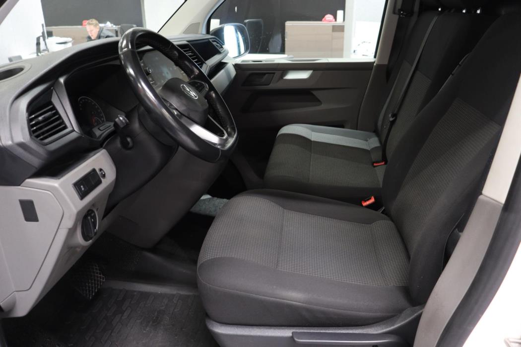 VOLKSWAGEN Transporter 2021