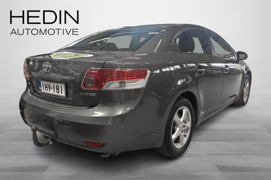 TOYOTA Avensis 2009
