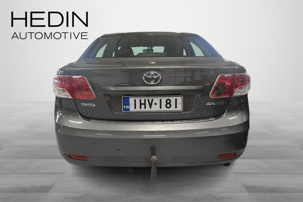 TOYOTA Avensis 2009