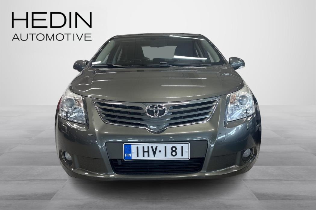 TOYOTA Avensis 2009