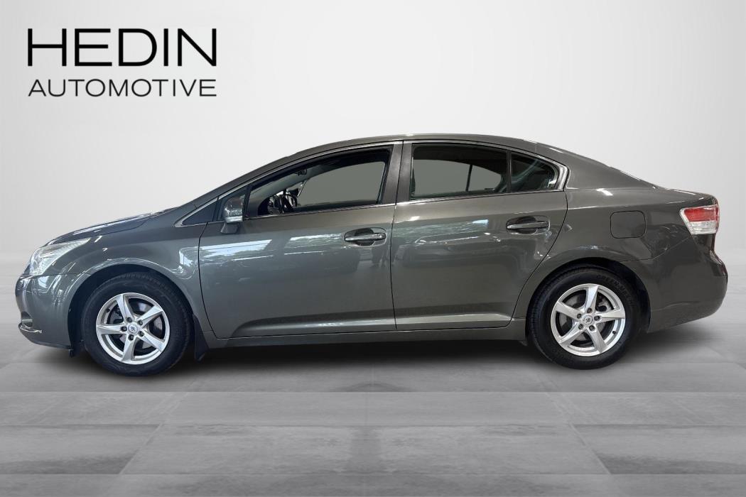 TOYOTA Avensis 2009