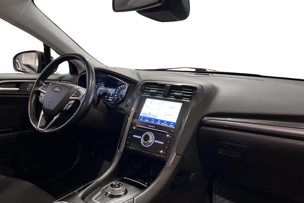 FORD MONDEO 2021