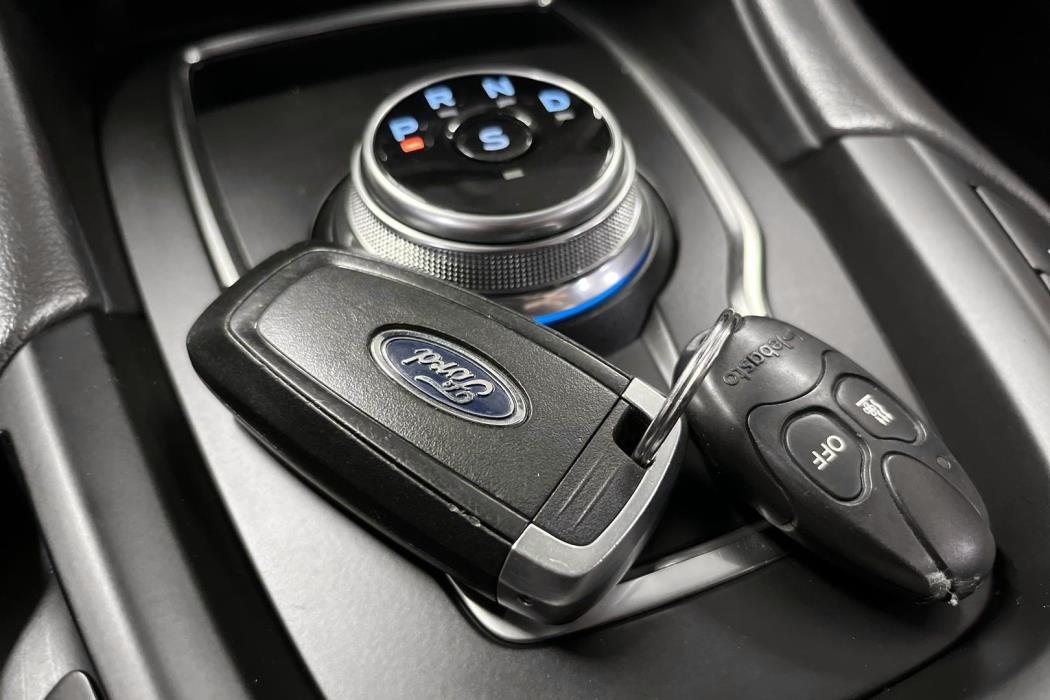 FORD MONDEO 2021