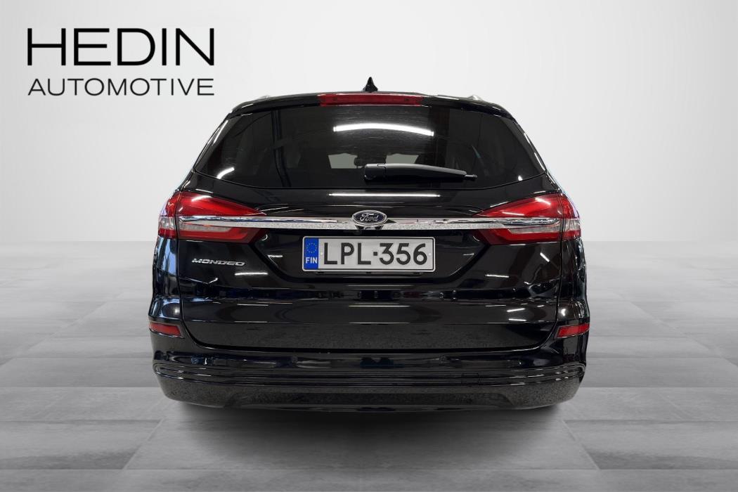 FORD MONDEO 2021