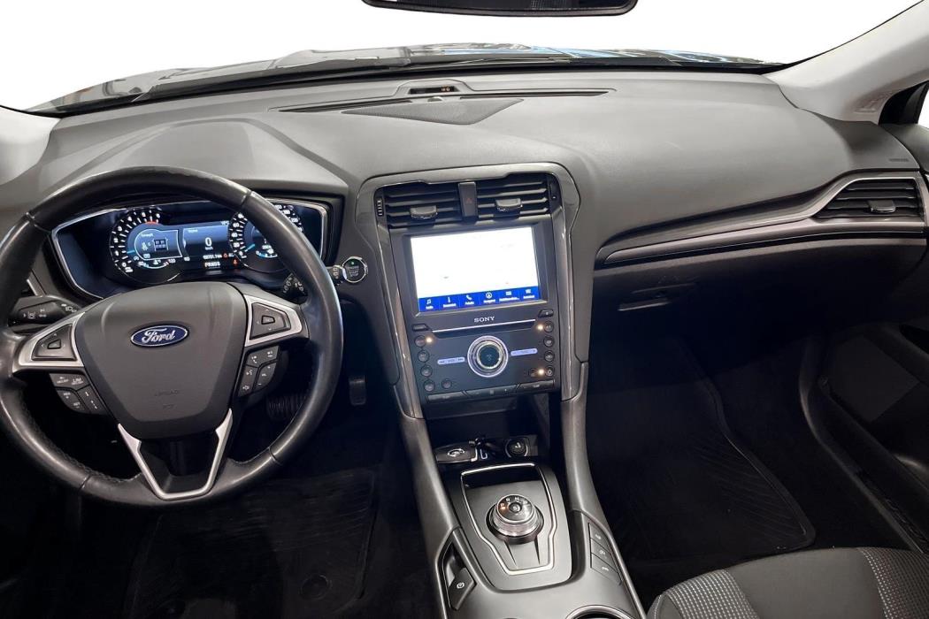 FORD MONDEO 2021