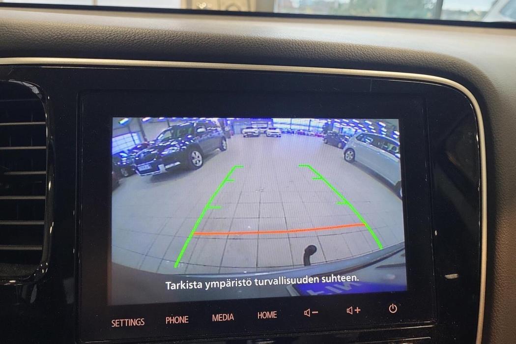 Mitsubishi Outlander PHEV 2021