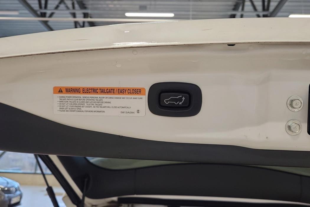 Mitsubishi Outlander PHEV 2021