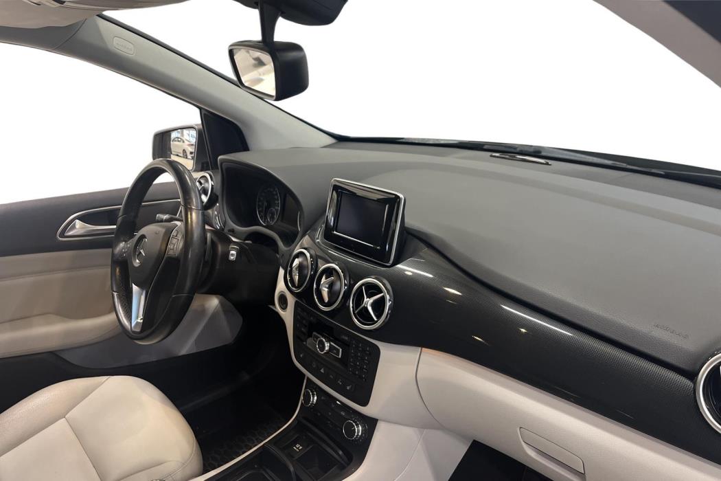 Mercedes-Benz B 2012