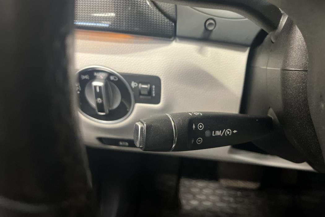 Mercedes-Benz B 2012