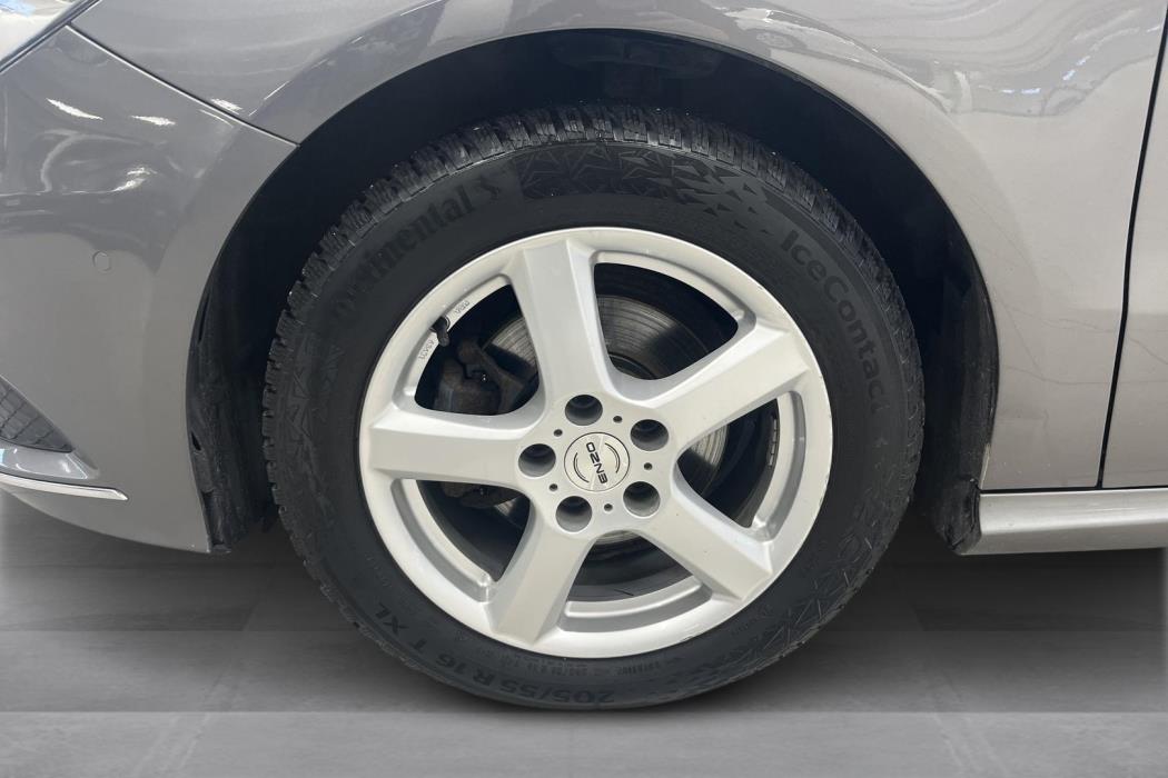 Mercedes-Benz B 2012