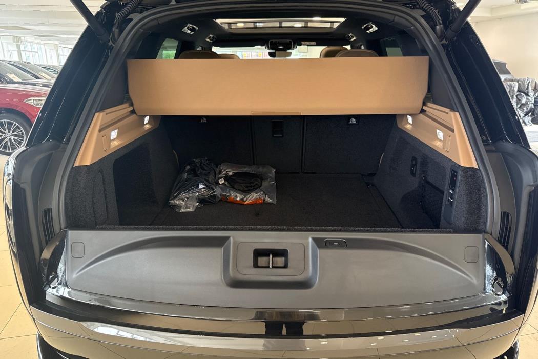 Land Rover Range Rover 2025
