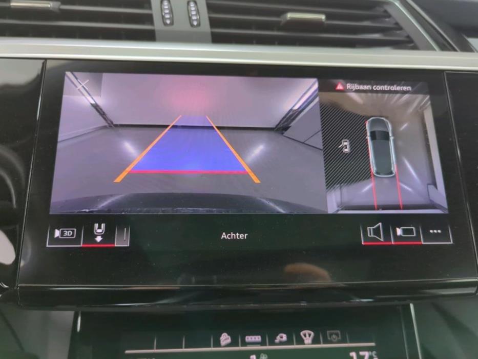 AUDI e-tron 2023