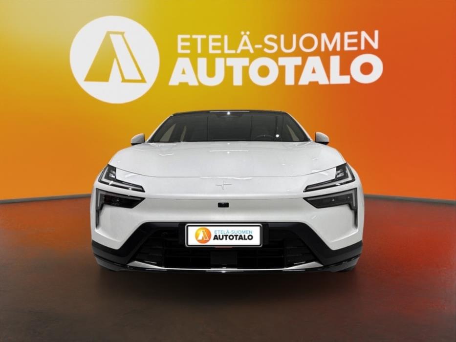 POLESTAR 4 2025