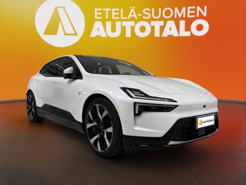 POLESTAR 4 2025