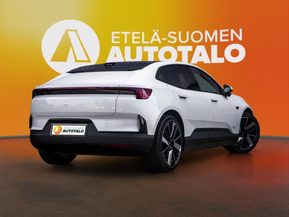 POLESTAR 4 2025