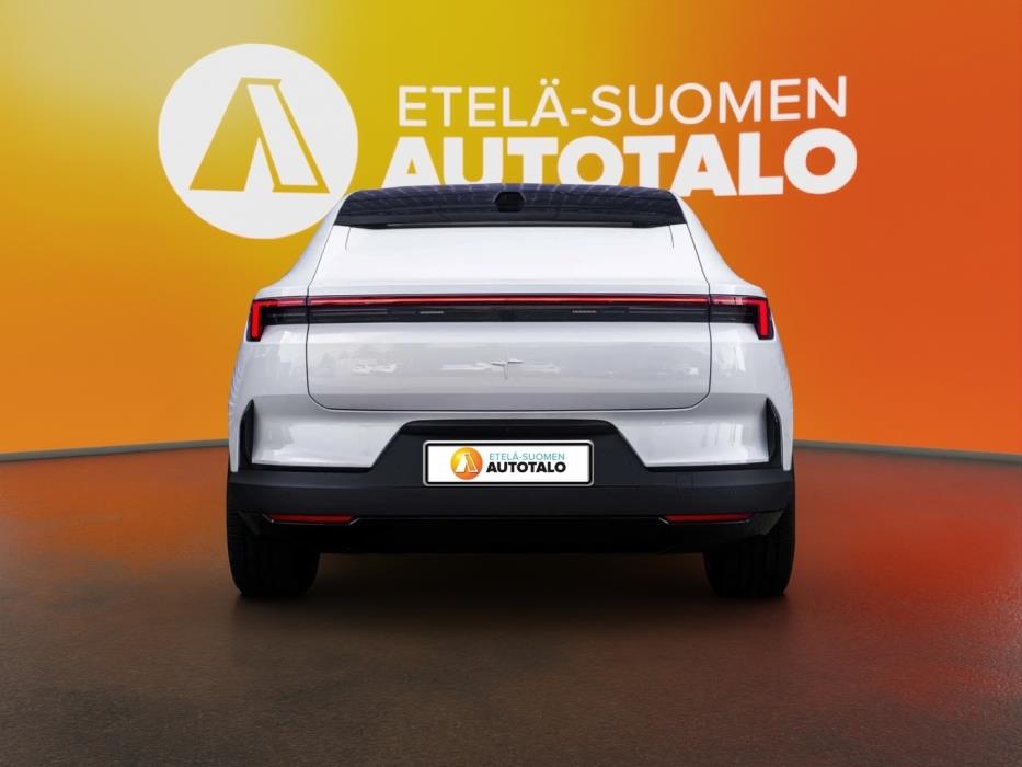 POLESTAR 4 2025