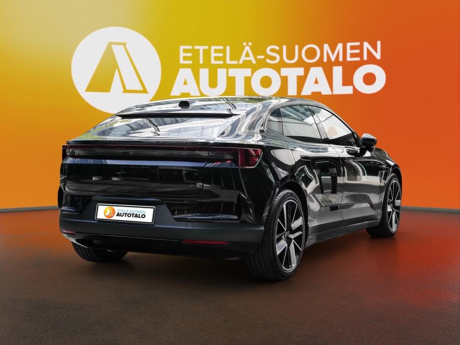 POLESTAR 4 2025
