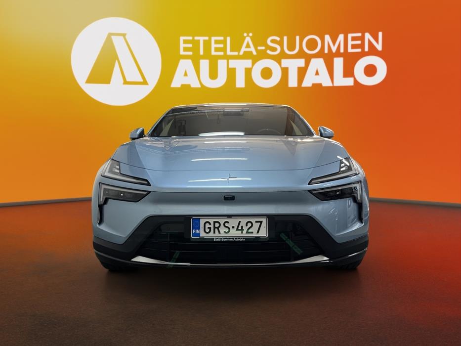 POLESTAR 4 2025