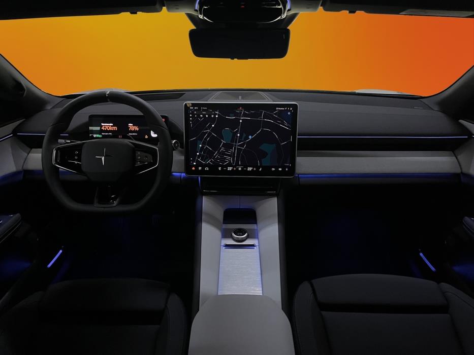POLESTAR 4 2025