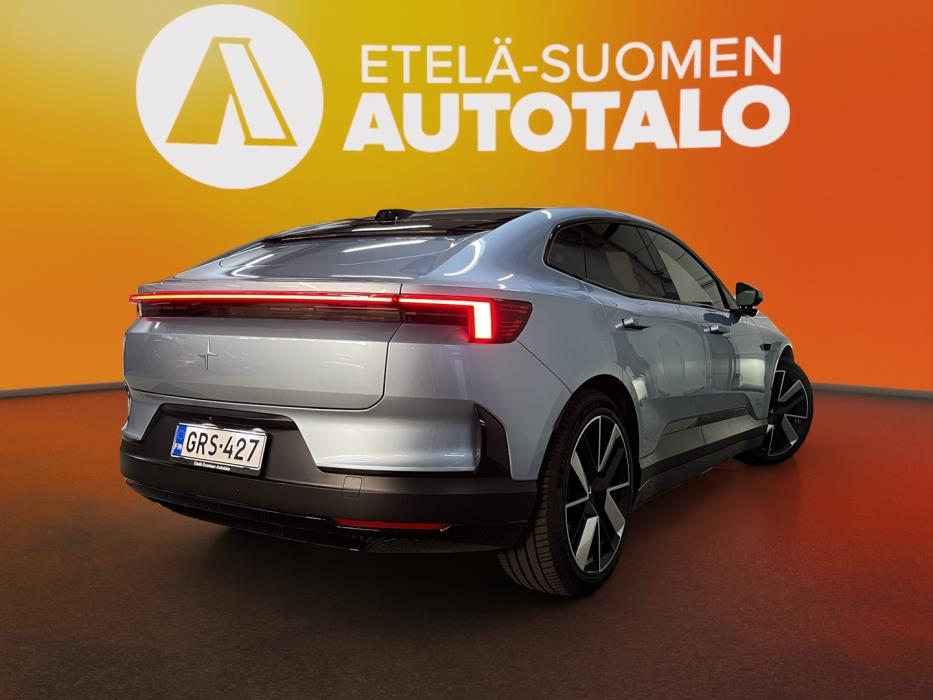 POLESTAR 4 2025