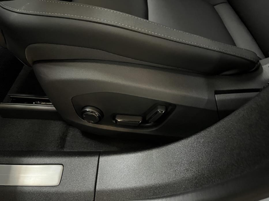 POLESTAR 4 2025