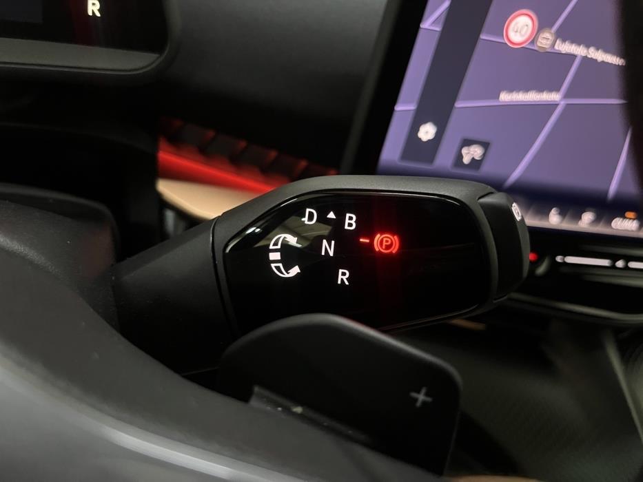 CUPRA Tavascan 2025