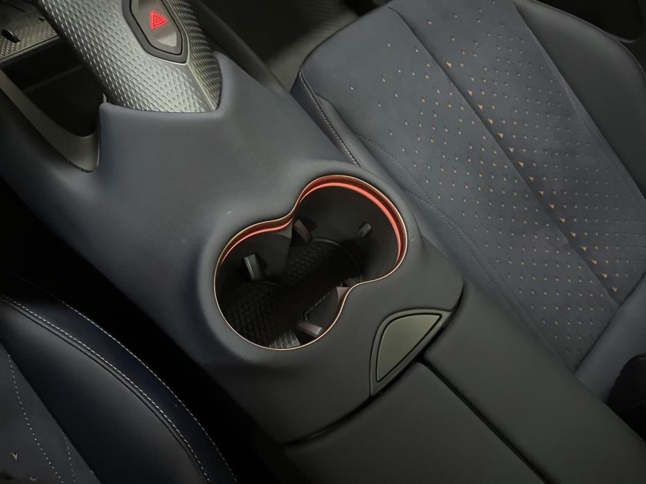 CUPRA Tavascan 2025