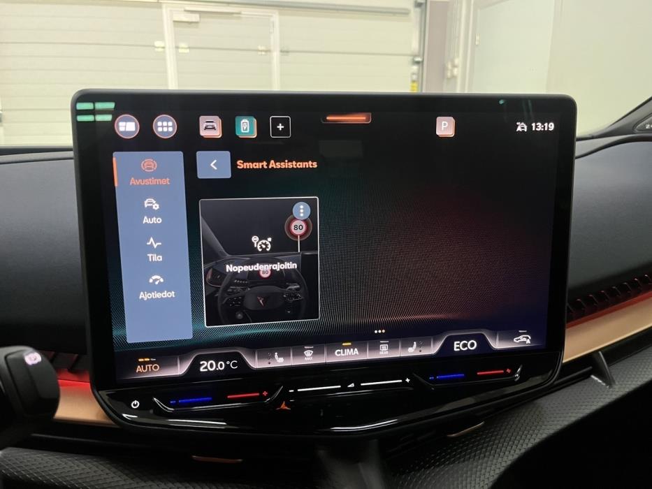 CUPRA Tavascan 2025