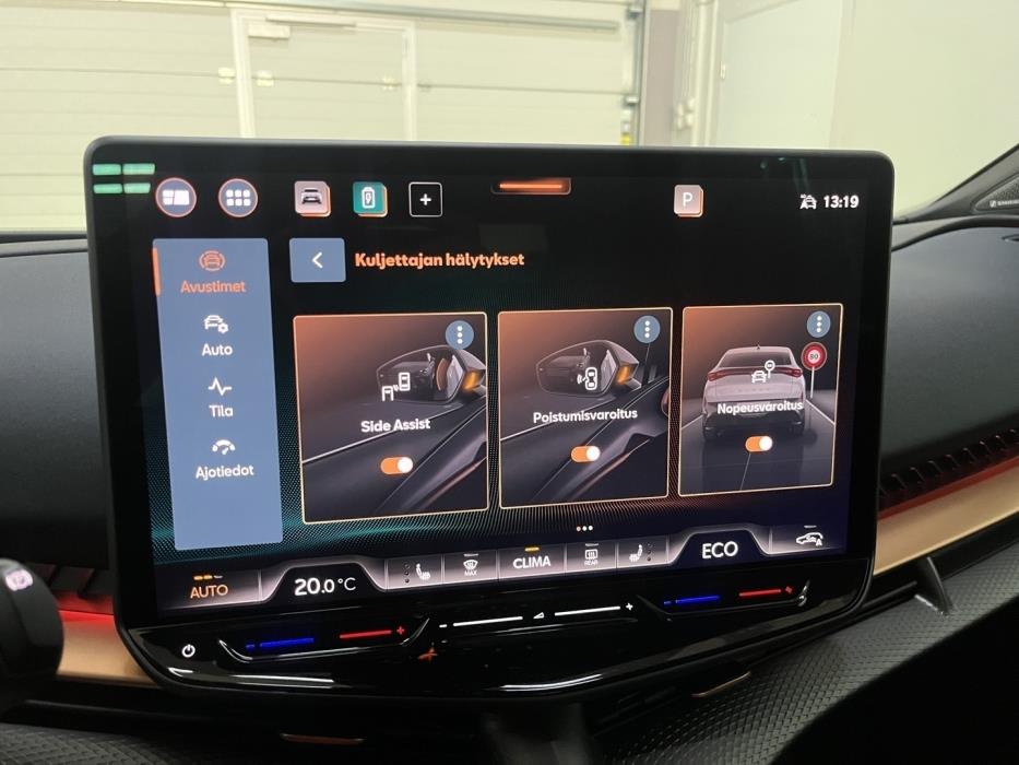 CUPRA Tavascan 2025