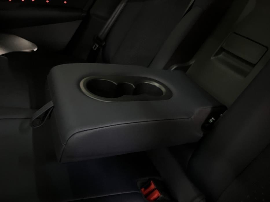CUPRA Tavascan 2025