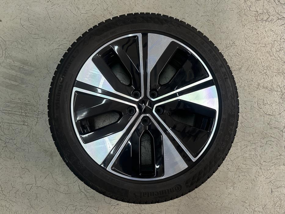 POLESTAR 2 2024