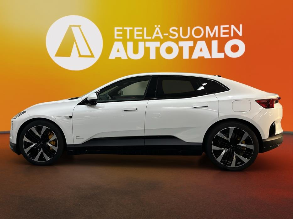 POLESTAR 4 2025